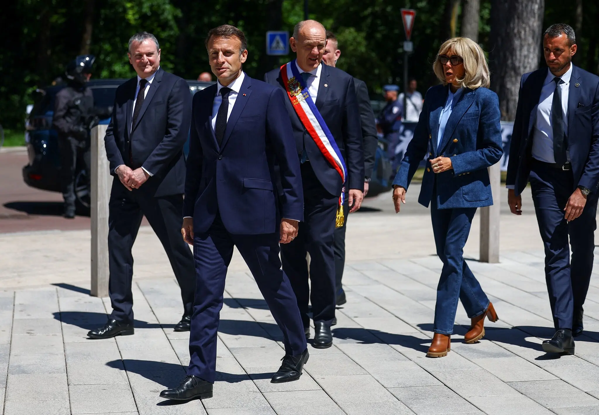 Що потрібно знати про дострокові парламентські вибори у Франції